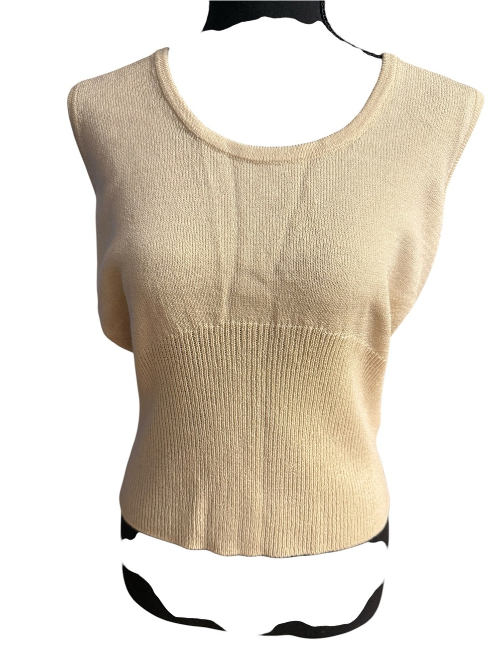 St. John Cream Knit Sleeveless Tank wool blend medium classic